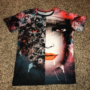 Graphic tee